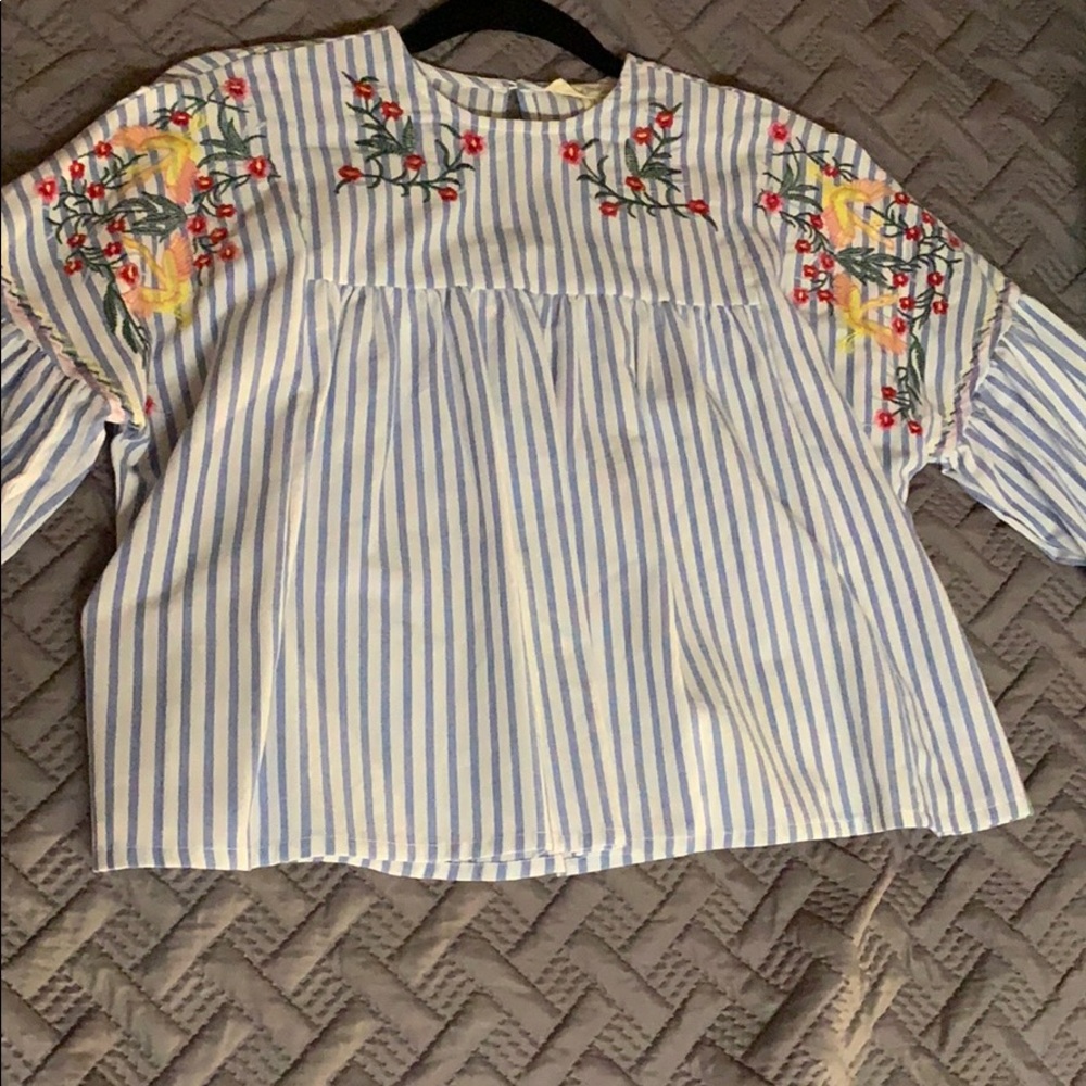 Flower blue stripped shirt